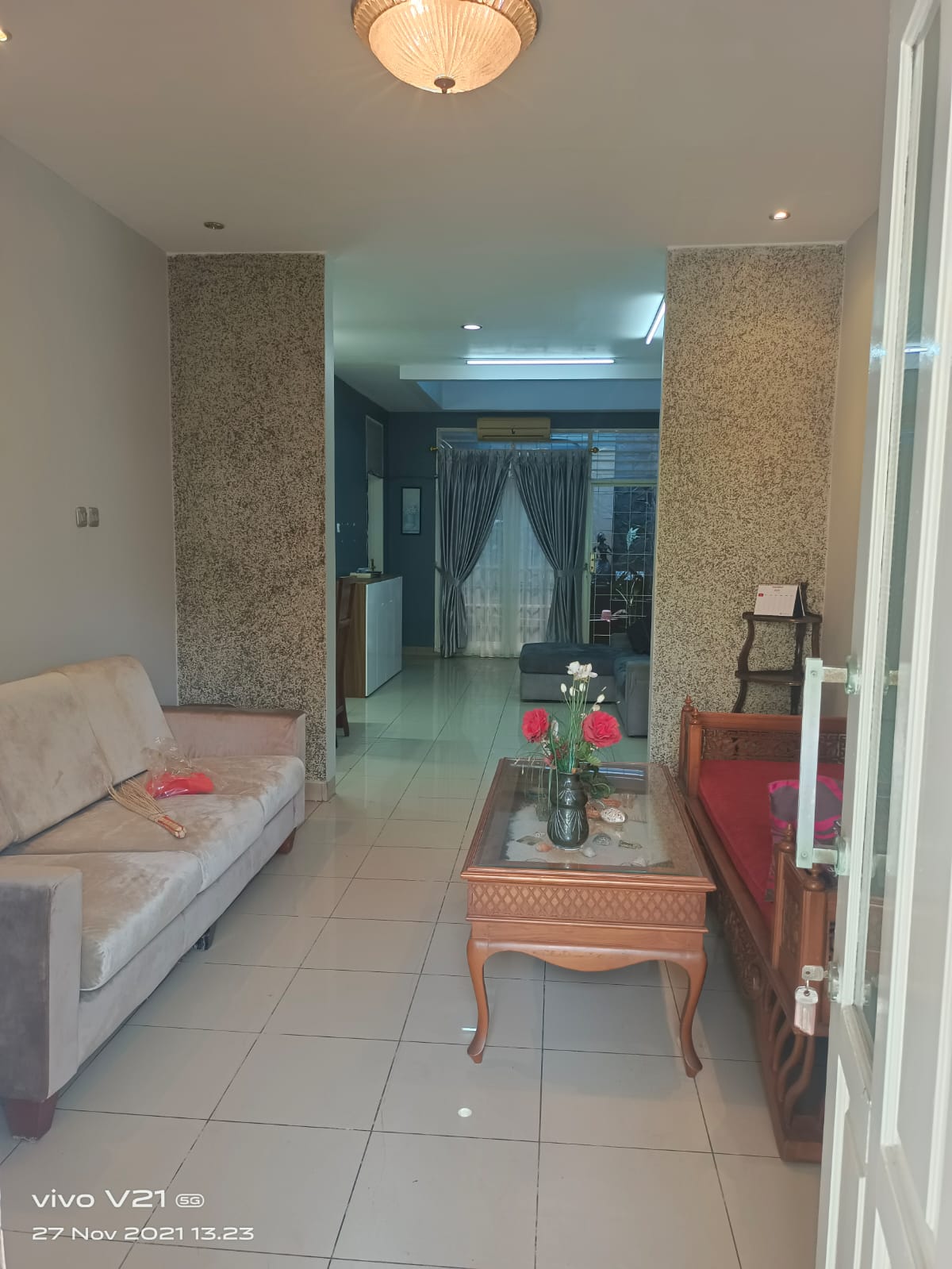 Rumah Disewakan Full Furnished di Cluster Meadow Green Lippo Cikarang 